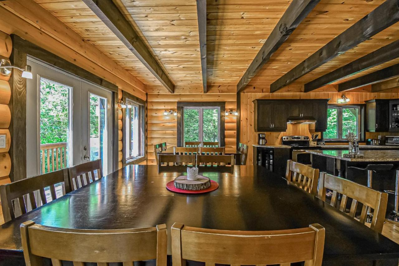 Brown Bear Lodge Brownsburg Bagian luar foto