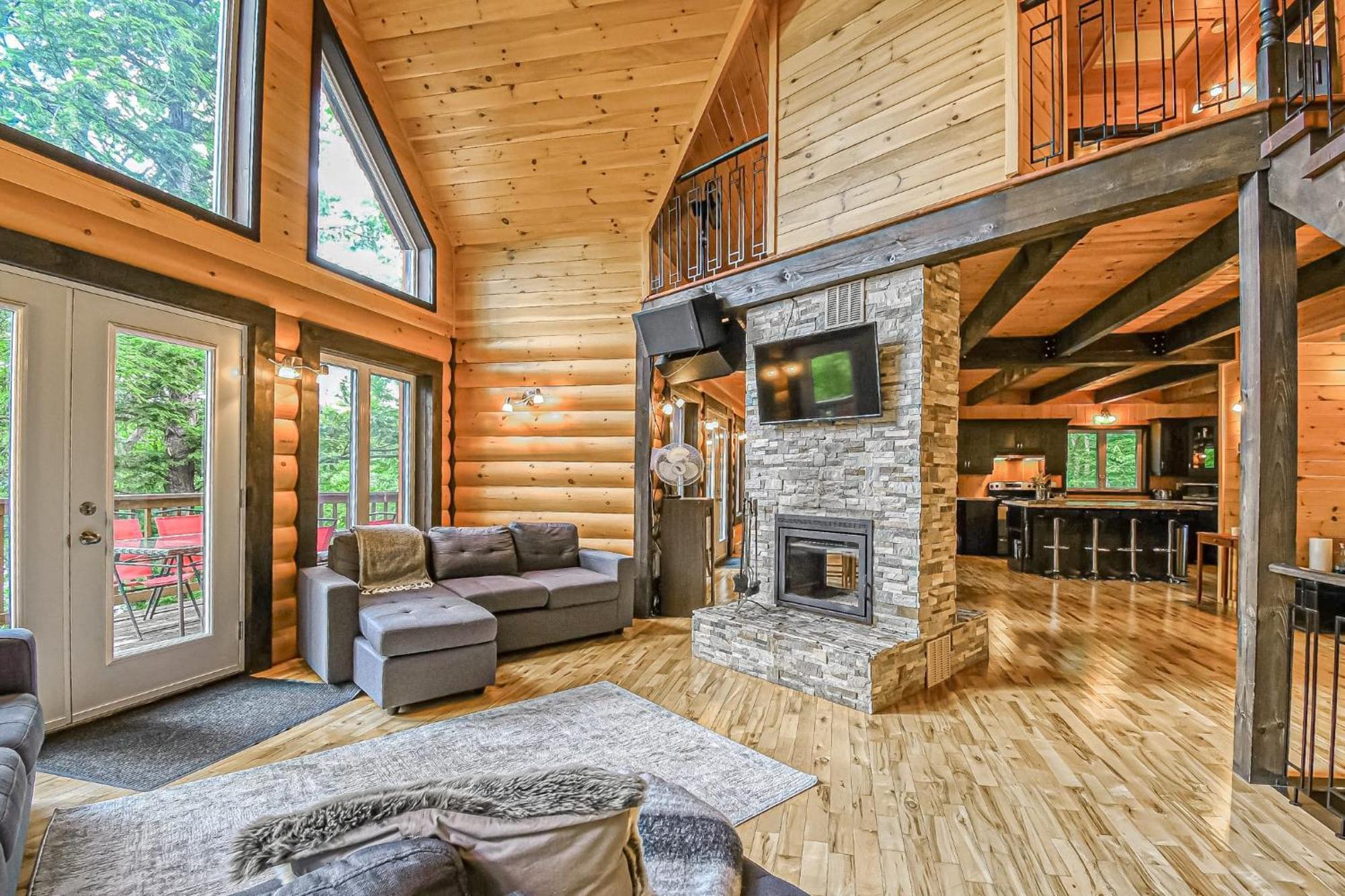 Brown Bear Lodge Brownsburg Bagian luar foto